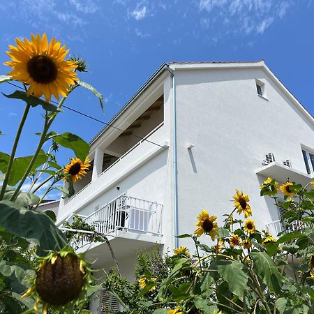 Apartments Nikola Stipisic Хвар Екстер'єр фото