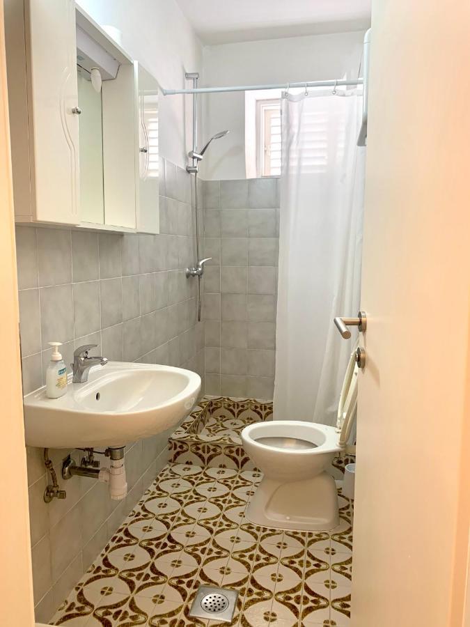 Apartments Nikola Stipisic Хвар Екстер'єр фото