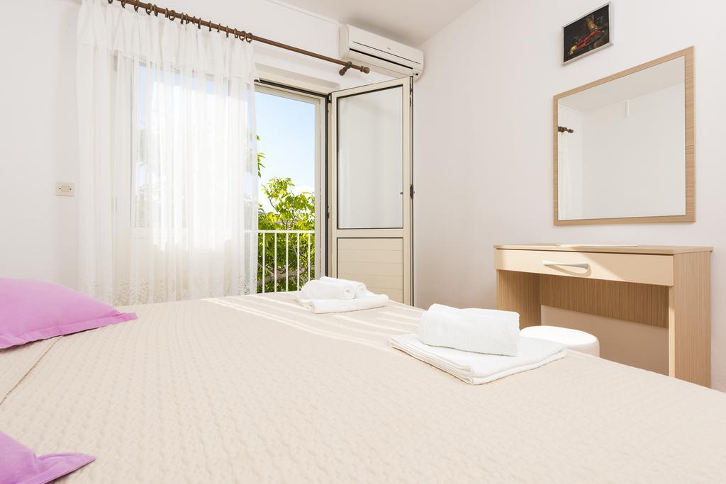Apartments Nikola Stipisic Хвар Екстер'єр фото